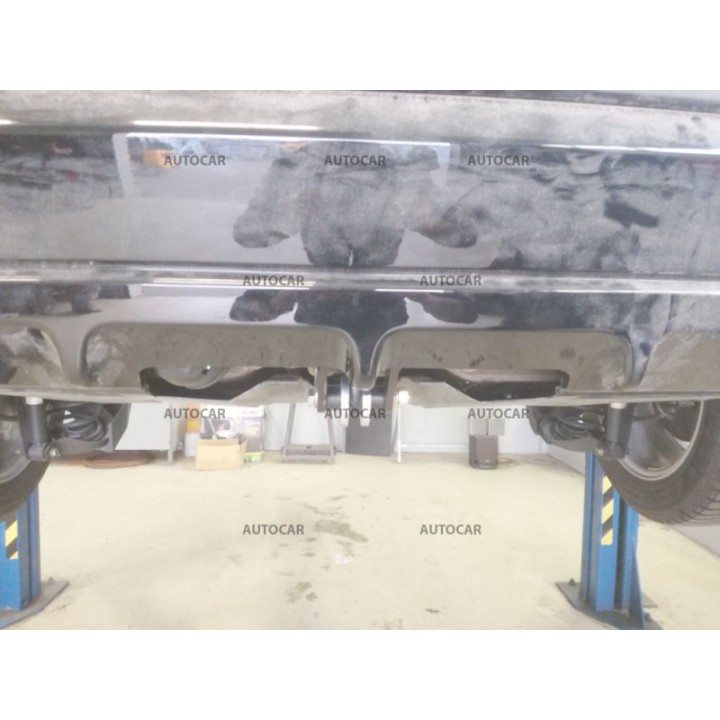 Cârlig de Remorcare, Auto-Hak, Sistem Demontabil Vertical, Honda Civic 5 Uși 2015 - 2017 - EDK.ro