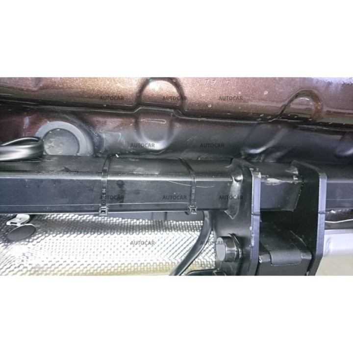 Cârlig de Remorcare, Auto-Hak, Sistem Demontabil Vertical, Mercedes-Benz B-Class 2011 - 2019 - EDK.ro