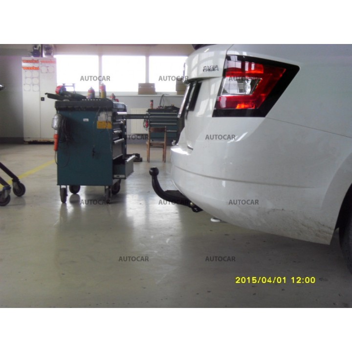 Cârlig de Remorcare, Auto-Hak, Sistem Semi-Demontabil, Škoda Fabia 2015 - 2018 - EDK.ro
