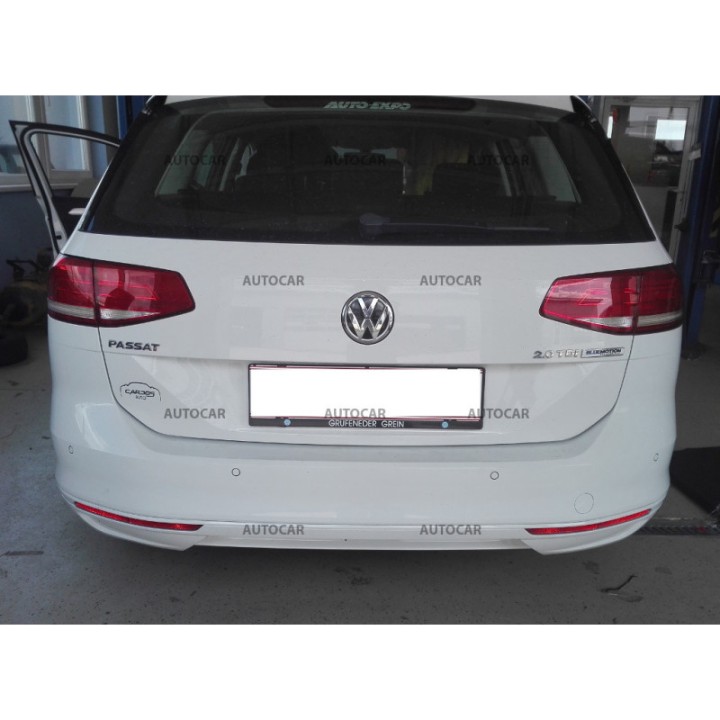 Cârlig de Remorcare, Auto-Hak, Sistem Demontabil Vertical, Volkswagen Passat 2015 - Prezent - EDK.ro