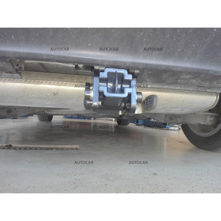 Cârlig de Remorcare, Auto-Hak, Sistem Demontabil Automat, Volkswagen Golf 2013 - Prezent - EDK.ro