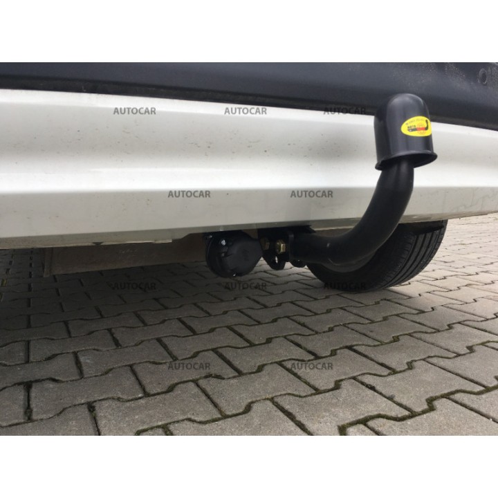 Cârlig de Remorcare, Auto-Hak, Sistem Semi-Demontabil, Fiat 500X 2015 - Prezent - EDK.ro