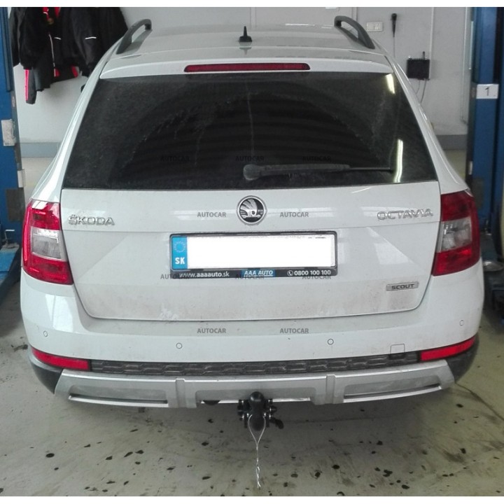 Cârlig de Remorcare, Auto-Hak, Sistem Demontabil Automat, Škoda Octavia Combi 4x4 2013 - 2019 - EDK.ro