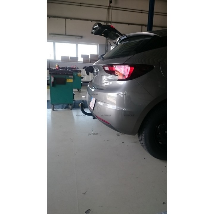 Cârlig de Remorcare, Auto-Hak, Sistem Demontabil Automat, Opel Astra 2015 - Prezent - EDK.ro