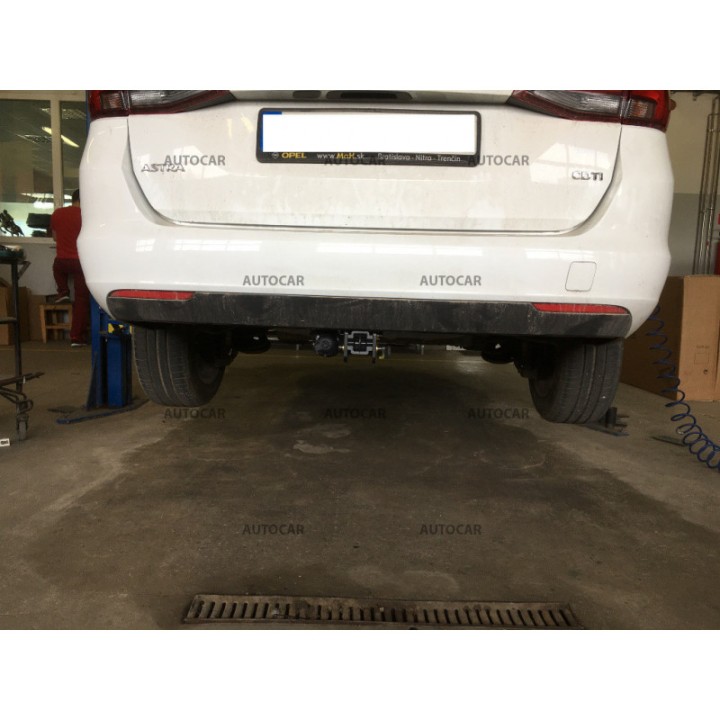 Cârlig de Remorcare, Auto-Hak, Sistem Demontabil Automat, Opel Astra 2016 - Prezent - EDK.ro