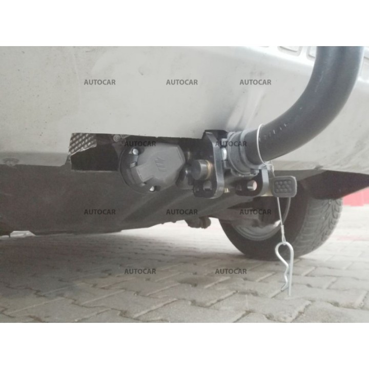 Towbar, Auto-Hak, Automatic Detachable System, Volvo V40 5-Door 2012 - Present - EDK.ro