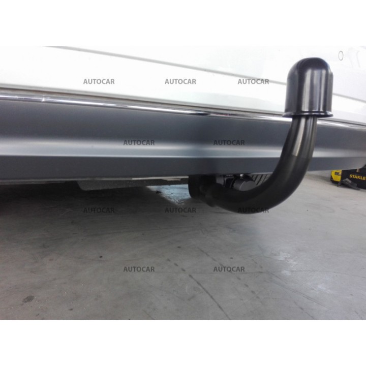 Cârlig de Remorcare, Auto-Hak, Sistem Demontabil Vertical, Audi A4 4 Uși 4x4 2015 - 2019 - EDK.ro