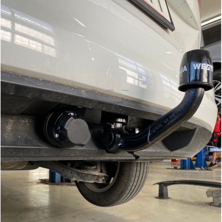 Vertical Detachable Towbar with Key, Westfalia Automotive 5 Doors VAN, Volkswagen Touran 2015 - Present - EDK.ro