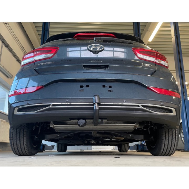 Cârlig de Remorcare, Auto-Hak, Sistem Demontabil Vertical, Hyundai i30 3/5 Uși 2017 - Prezent - EDK.ro