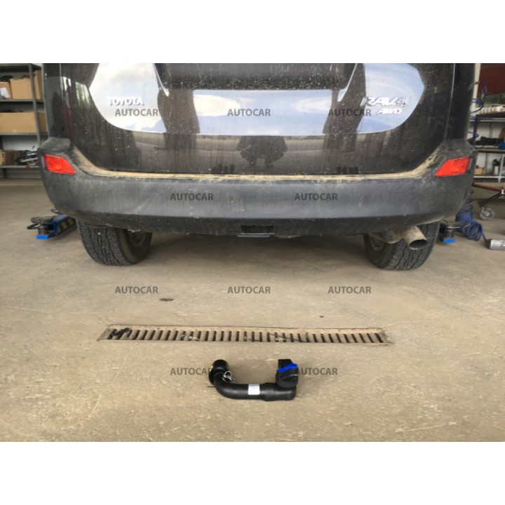 Cârlig de Remorcare, Auto-Hak, Sistem Demontabil Vertical, Toyota Rav 4 2013 - 2016 - EDK.ro