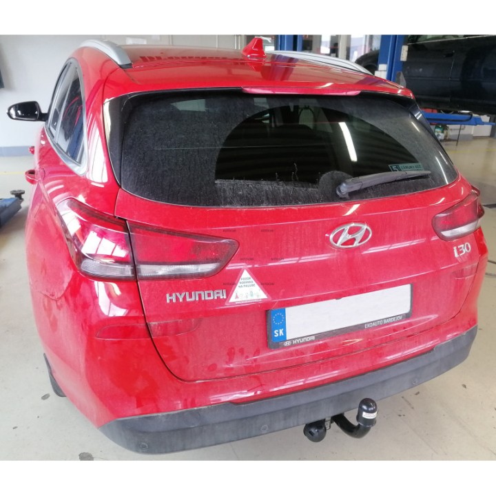 Cârlig de Remorcare, Auto-Hak, Sistem Semi-Demontabil, Hyundai i30 Combi 2017 - 2019 - EDK.ro