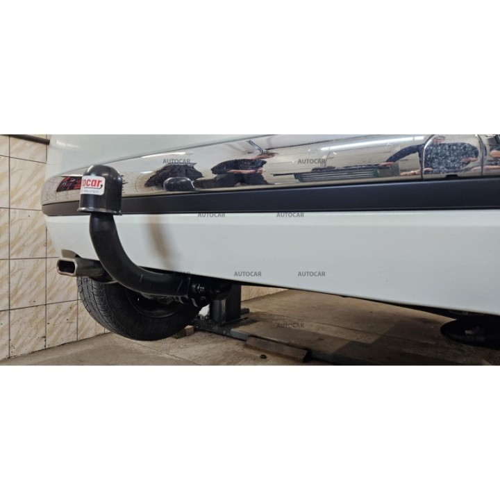 Cârlig de Remorcare, Auto-Hak, Sistem Semi-Demontabil, Fiat 500 2007 - 2017 - EDK.ro