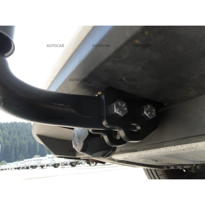 Cârlig de Remorcare, Auto-Hak, Sistem Semi-Demontabil, Škoda Octavia Combi 4x4 2013 - Prezent - EDK.ro