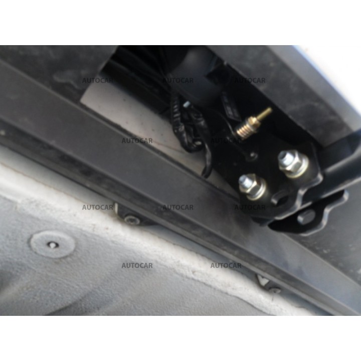 Towbar, Auto-Hak, Semi-Detachable System, Škoda Octavia Station Wagon 4x4 2013 - Present - EDK.ro