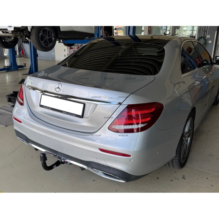 Cârlig de Remorcare, Auto-Hak, Sistem Demontabil Vertical, Mercedes-Benz E-Class 2016 - 2023 - EDK.ro