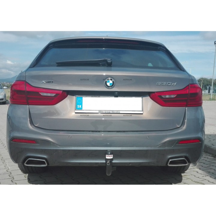 Cârlig de Remorcare, Auto-Hak, Sistem Demontabil Vertical, BMW Seria 5 2017 - 2023 - EDK.ro