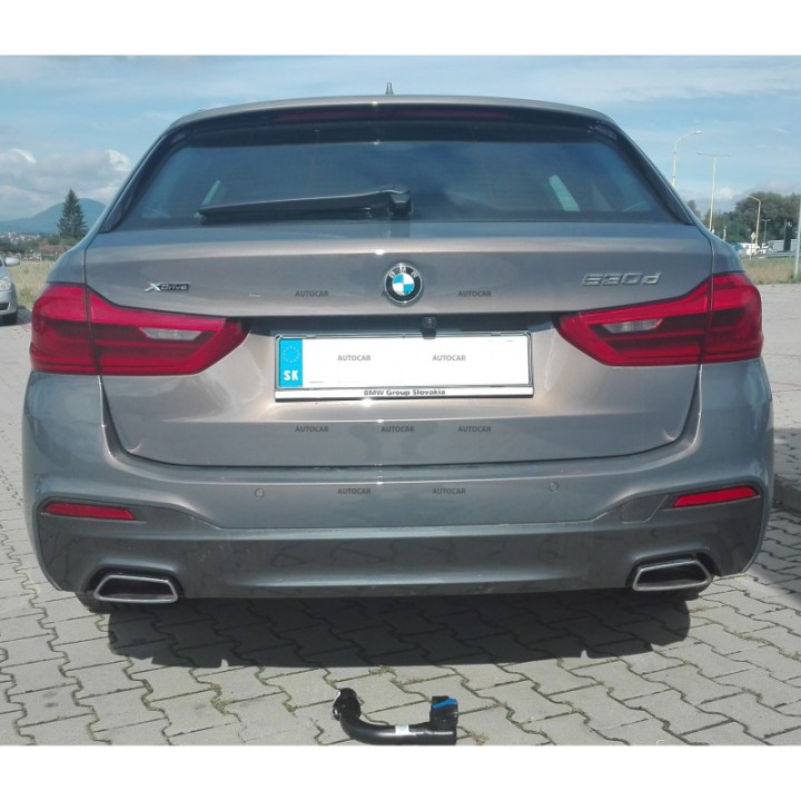 Cârlig de Remorcare, Auto-Hak, Sistem Demontabil Vertical, BMW Seria 5 2017 - 2023 - EDK.ro