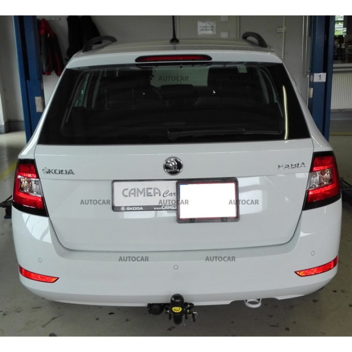 Towbar, Auto-Hak, Automatic Detachable System, Škoda Fabia 2018 - Present - EDK.ro