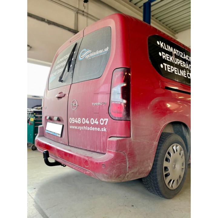 Cârlig de Remorcare, Auto-Hak, Sistem Semi-Demontabil, Opel Combo 2018 - Prezent - EDK.ro