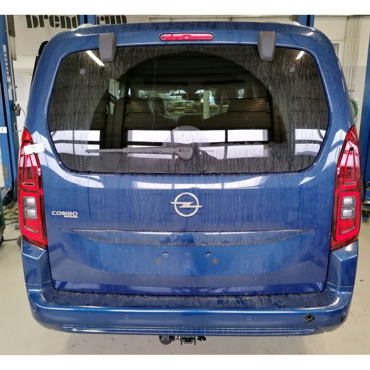 Cârlig de Remorcare, Auto-Hak, Sistem Demontabil Automat, Opel Combo 2018 - Prezent - EDK.ro