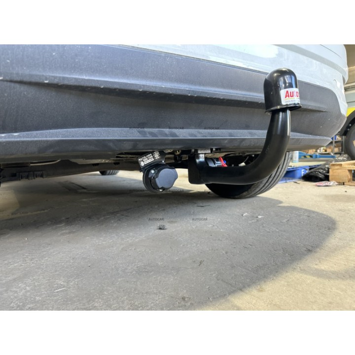 Cârlig de Remorcare, Auto-Hak, Sistem Demontabil Vertical, Volkswagen T-Cross 2019 - Prezent - EDK.ro
