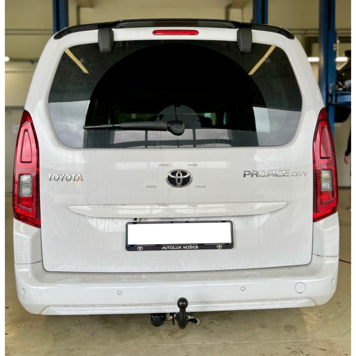 Cârlig de Remorcare, Auto-Hak, Sistem Demontabil Automat, Toyota ProAce City / ProAce City Verso 2020 - 2024 - EDK.ro