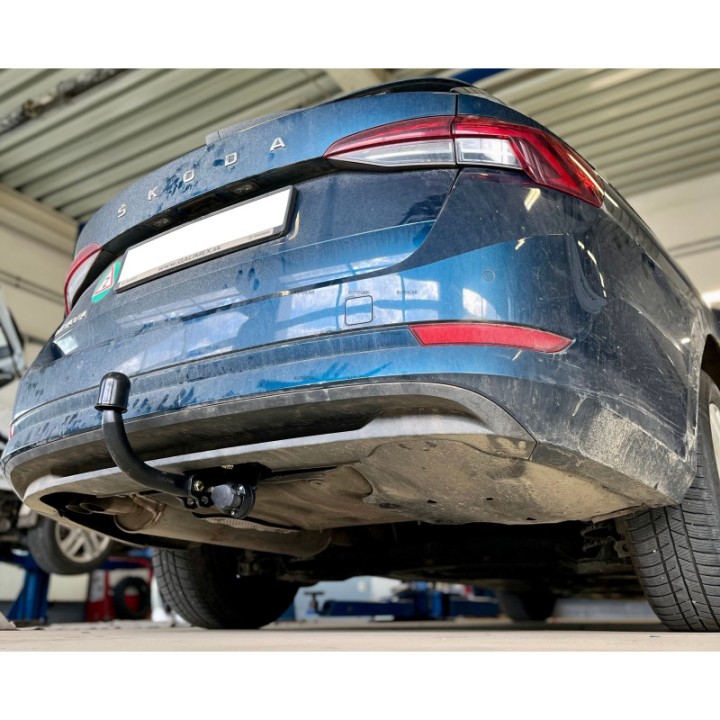 Cârlig de Remorcare, Auto-Hak, Sistem Semi-Demontabil, Škoda Octavia 2020 - 2023 - EDK.ro