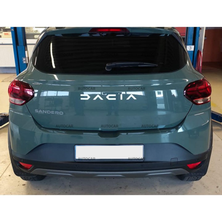 Cârlig de Remorcare, Auto-Hak, Sistem Demontabil Vertical, Dacia Sandero Stepway 2020 - Prezent - EDK.ro