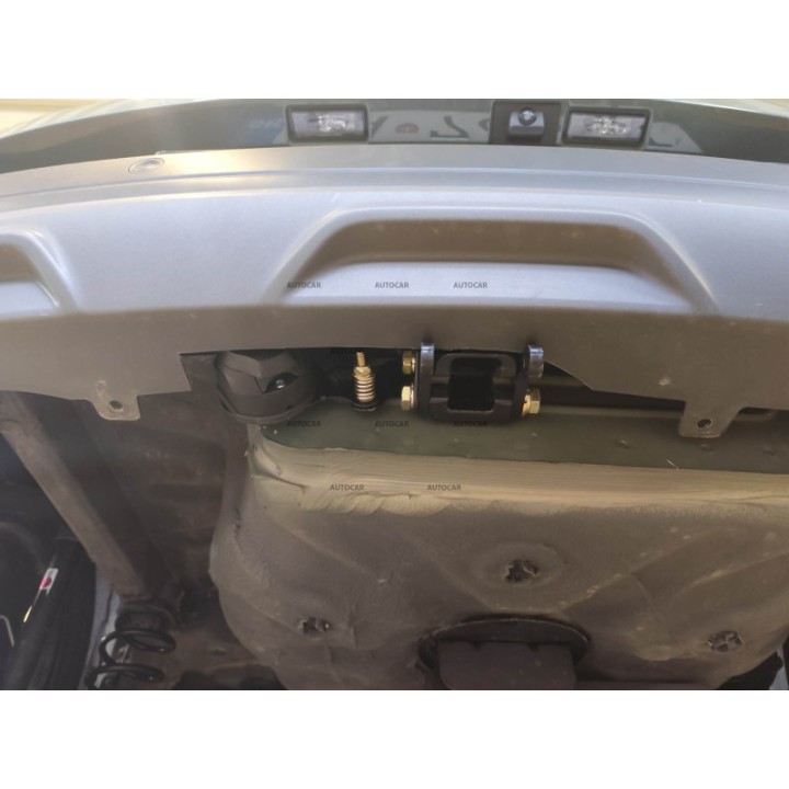 Cârlig de Remorcare, Auto-Hak, Sistem Demontabil Vertical, Dacia Sandero Stepway 2020 - Prezent - EDK.ro