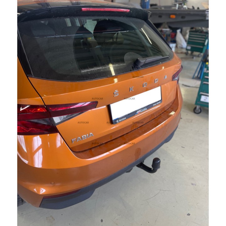 Cârlig de Remorcare, Auto-Hak, Sistem Demontabil Vertical, Škoda Fabia 4 Uși 2021 - Prezent - EDK.ro
