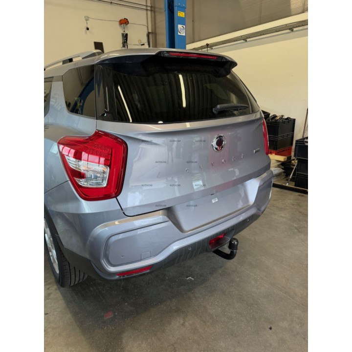 Cârlig de Remorcare, Auto-Hak, Sistem Semi-Demontabil, SsangYong Tivoli 2021 - Prezent - EDK.ro