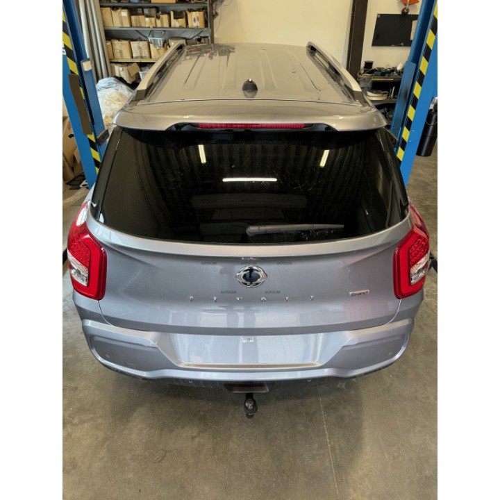Cârlig de Remorcare, Auto-Hak, Sistem Semi-Demontabil, SsangYong Tivoli 2021 - Prezent - EDK.ro