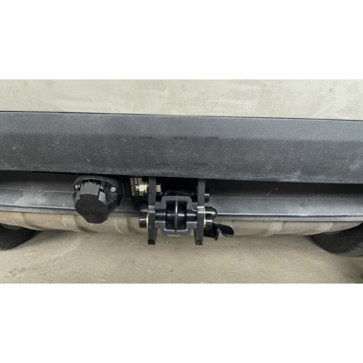 Towbar, Auto-Hak, Automatic Detachable System, Volkswagen Touareg 2010 - 2018 - EDK.ro