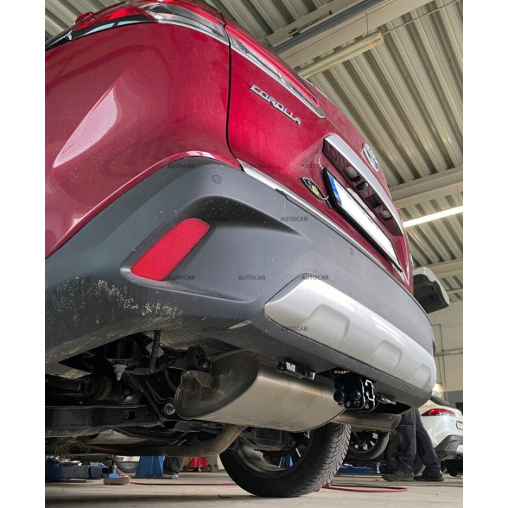Cârlig de Remorcare, Auto-Hak, Sistem Demontabil Automat, Toyota Corolla Cross 2021 - Prezent - EDK.ro