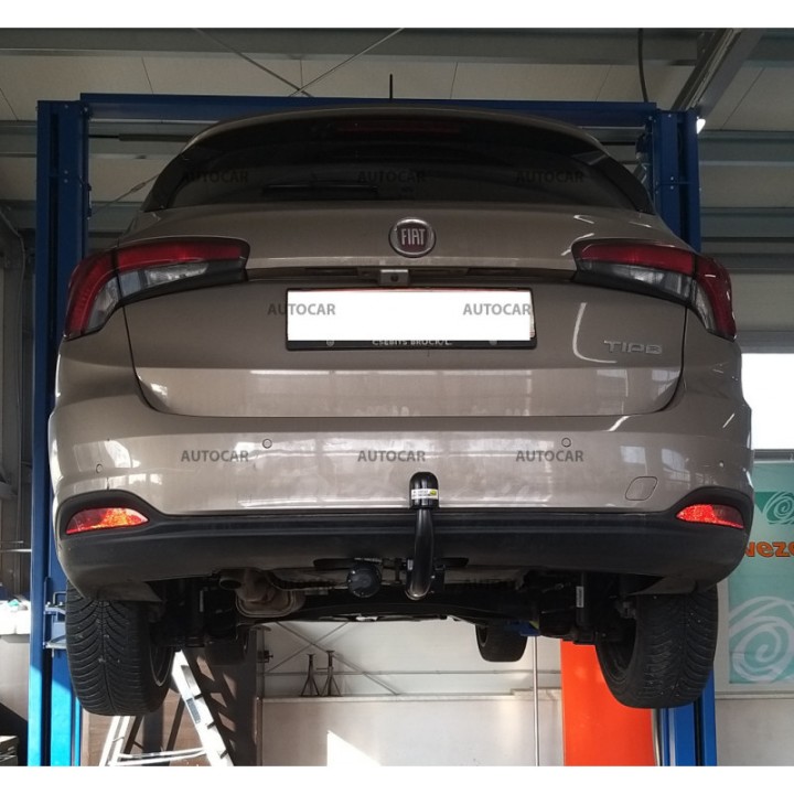 Cârlig de Remorcare, Auto-Hak, Sistem Demontabil Vertical, Fiat Tipo 2020 - Prezent - EDK.ro