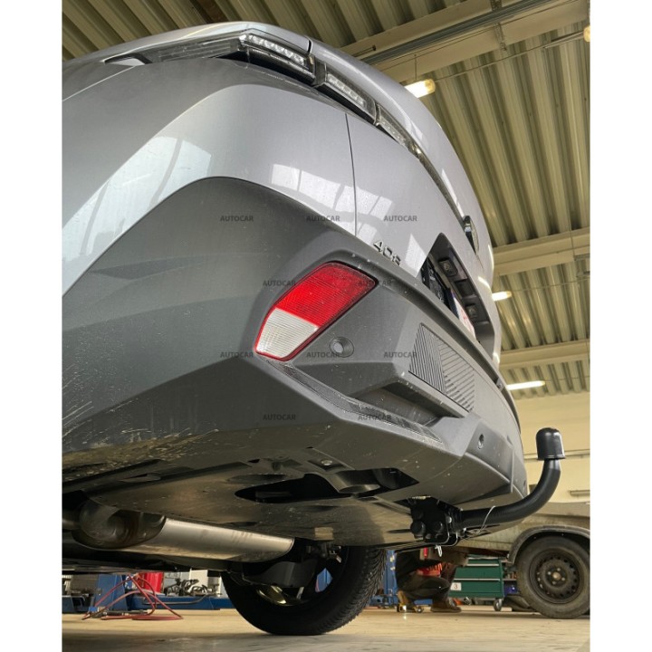 Cârlig de Remorcare, Auto-Hak, Sistem Demontabil Automat, Peugeot 408 2023 - Prezent - EDK.ro