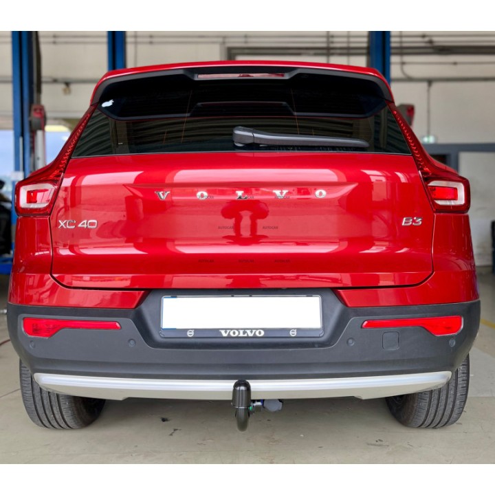 Cârlig de Remorcare, Auto-Hak, Sistem Demontabil Vertical, Volvo XC40 2017 - Prezent - EDK.ro