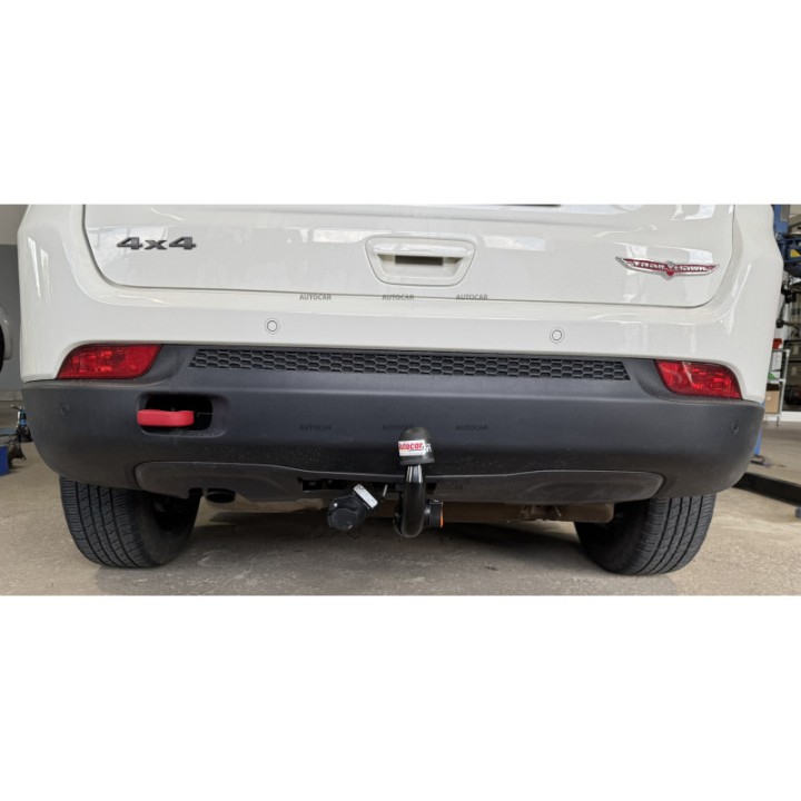 Cârlig de Remorcare Detașabil Vertical cu Cheie, Aragon Trailhawk, Jeep Compass 2017 - 2025 - EDK.ro