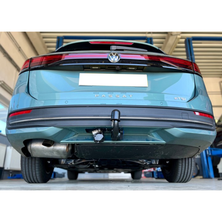 Cârlig de Remorcare, Auto-Hak, Sistem Demontabil Vertical, Volkswagen Passat 2023 - Prezent - EDK.ro