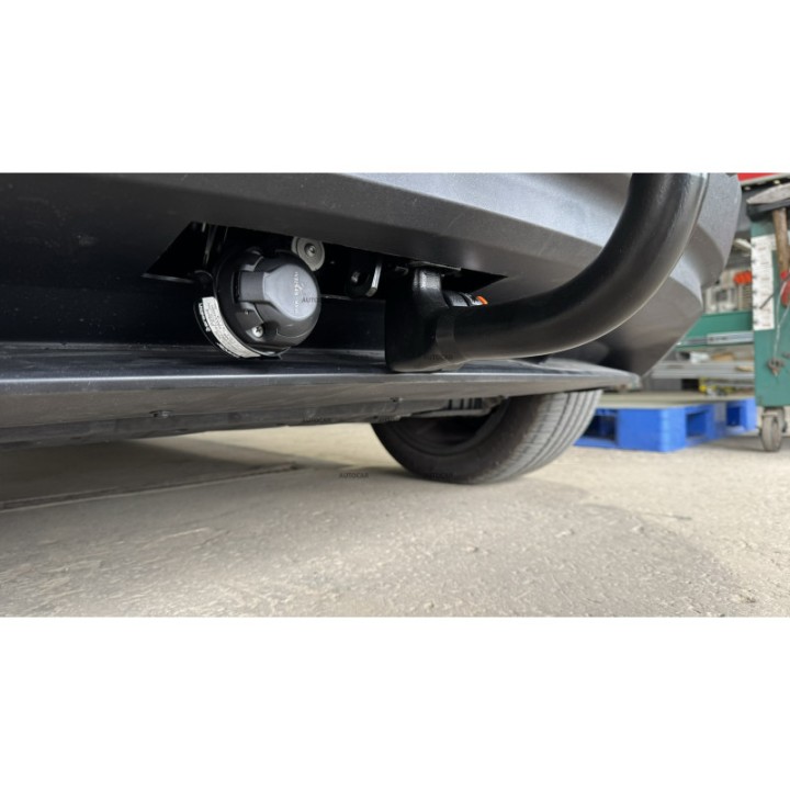 Cârlig de Remorcare Detașabil Vertical cu Cheie, Aragon, Volvo EX30 2023 - Prezent - EDK.ro