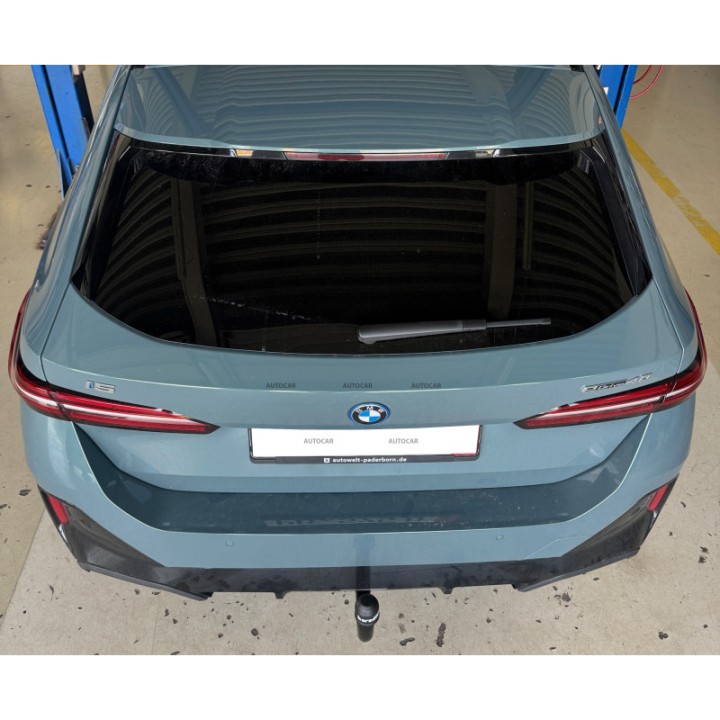 Cârlig de Remorcare Detașabil Vertical cu Cheie, Aragon 5 I5 G60, BMW Seria 5 2023 - Prezent - EDK.ro