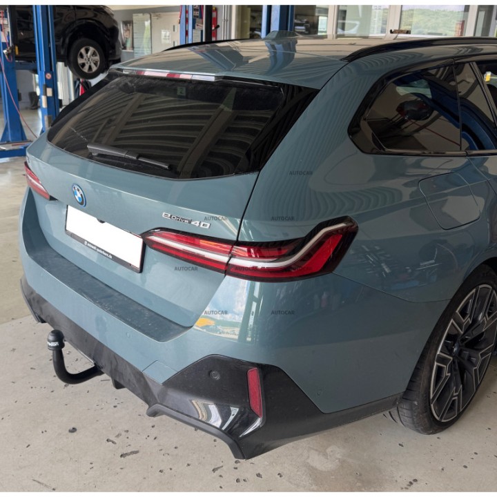 Cârlig de Remorcare Detașabil Vertical cu Cheie, Aragon 5 I5 G60, BMW Seria 5 2023 - Prezent - EDK.ro