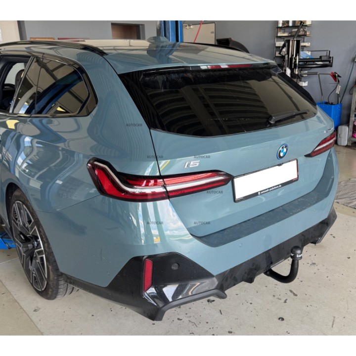 Vertical Detachable Towbar with Key, Aragon 5 I5 G60, BMW Seria 5 2023 - Present - EDK.ro
