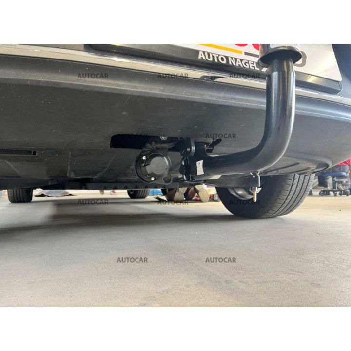 Cârlig de Remorcare Detașabil Vertical cu Cheie, GDW X243, Mercedes-Benz EQB 2021 - Prezent - EDK.ro