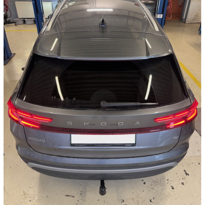 Towbar, Auto-Hak, Vertical Detachable System, Škoda Kodiaq 2024 - Present - EDK.ro