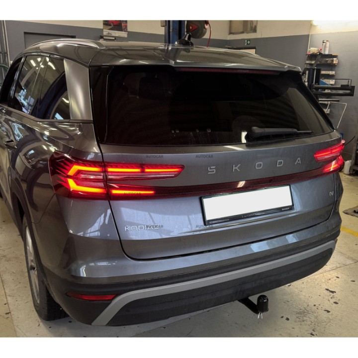 Cârlig de Remorcare, Auto-Hak, Sistem Demontabil Vertical, Škoda Kodiaq 2024 - Prezent - EDK.ro