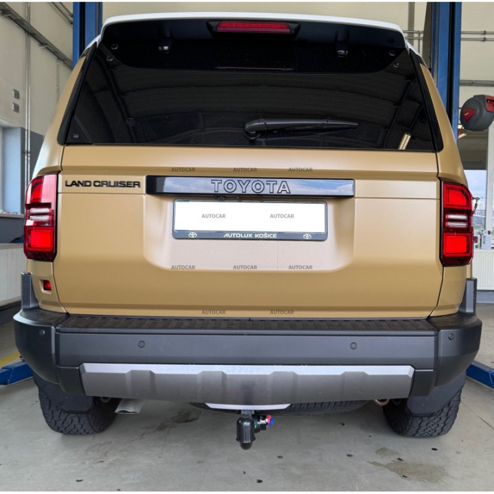 Cârlig de Remorcare, Auto-Hak, Sistem Demontabil Vertical, Toyota Land Cruiser 250 2024 - Prezent - EDK.ro