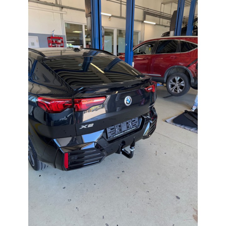 Cârlig de Remorcare Detașabil Vertical cu Cheie, GDW IX2 U10, BMW X2 2023 - Prezent - EDK.ro