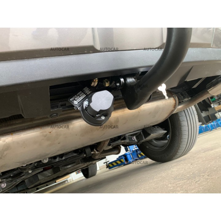 Cârlig de Remorcare, Auto-Hak, Sistem Demontabil Vertical, Toyota Rav 4 2019 - Prezent - EDK.ro