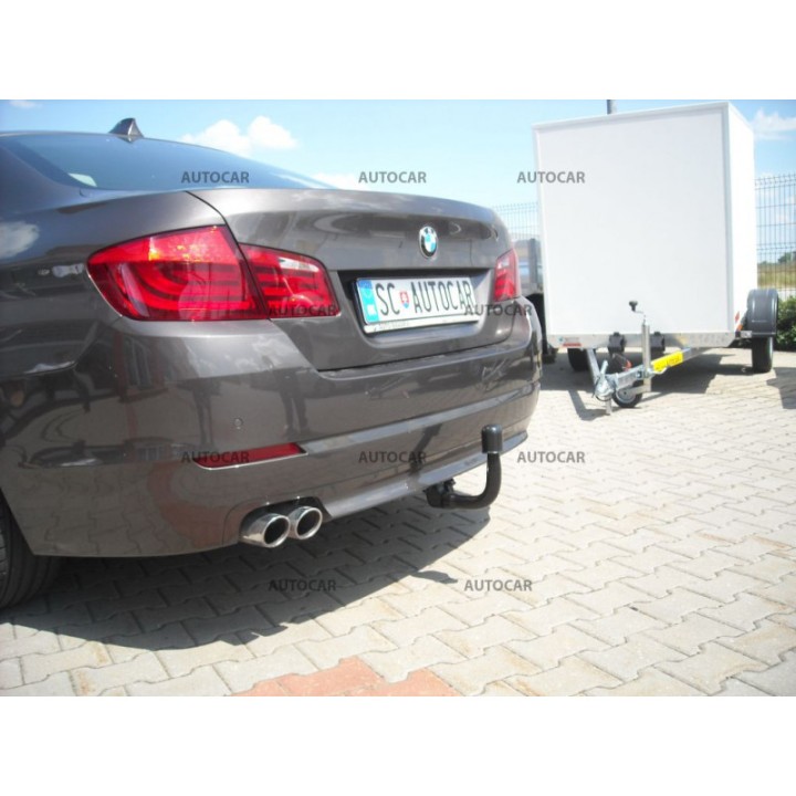 Cârlig de Remorcare, Auto-Hak, Sistem Demontabil Vertical, BMW Seria 5 2014 - 2017 - EDK.ro